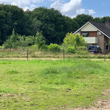 Montferland Near Bergh Castle, Cleaning Included 펜션