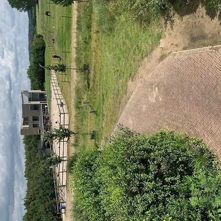Montferland Near Bergh Castle, Cleaning Included *